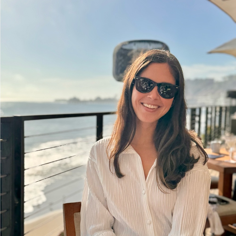 Meet your Posher, Abby